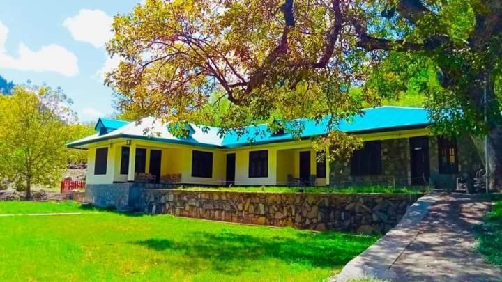 Chitral Inn Resort Екстер'єр фото