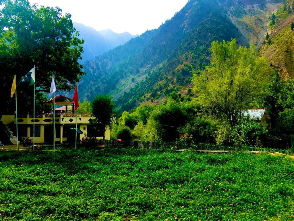 Chitral Inn Resort Екстер'єр фото